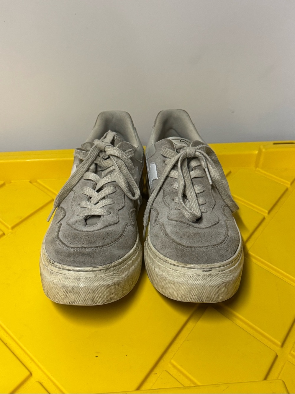 Sydney Workers Club SWC Gray Suede Leather Sneakers Size 43 VA095